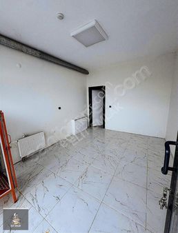 Medar Mahallesinde Satılık Dükkan