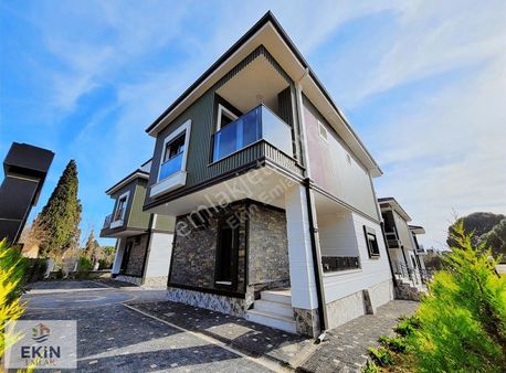 Güre'de 3+1 Lüks Villa; Eşsiz Manzara Ve Doğa