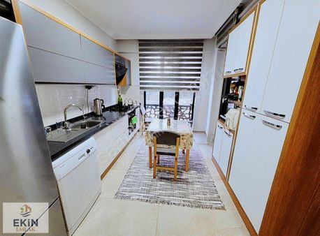 İkizçay'da Yeni Lüks Bina'da Geniş 3+1 Ayrı Mutfak Daire!