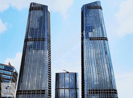 Try'dan Satılık Skyland İstanbul 1+1 Boş Eşyalı Güncel Daire
