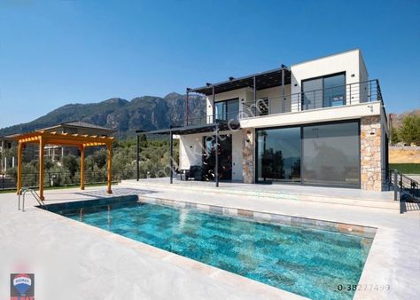 Göl Ve Doğa Manzaralı & Genis Bahceli % Muhteşem Villa!