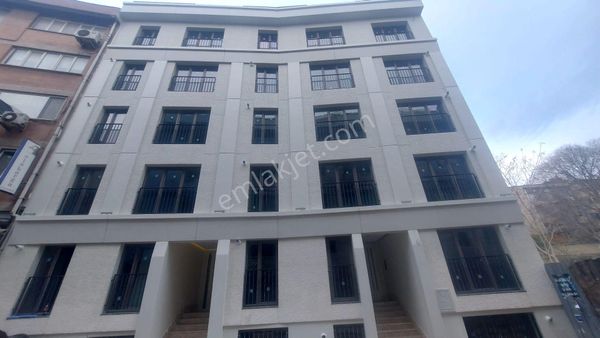 #kadıköy, Mürver Çiçeği Sok. Projeden 2+1daire #