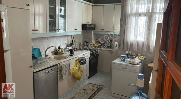 Kadıköy Kuyubaşı Fikirtepe 3+1 /140 M2 4200.000