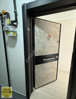 Emlak Center'dan Muradiye Mah Satılık 2+1 Daire