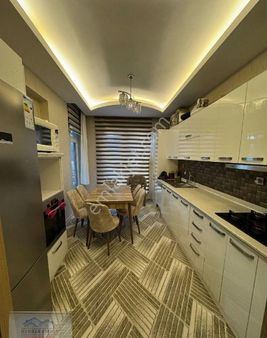 Hasarsız.!! Bahçeşehir Koleji Yanı. A-101üstü. 3+1 Sıfır Gibi. Okul, Ulaşım Ve Alış Veriş Sorunu Yok