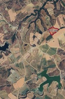 Uşak Eşme Yeleğen Kasabasında 19140m2 Satılık Tarla