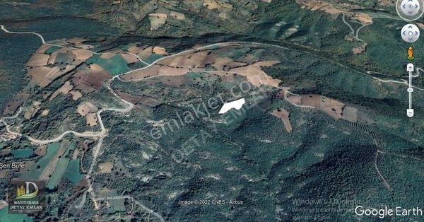 Detay Emlaktan Susurluk Paşaköyde Meraya Cepheli 5 Dönüm Tarla