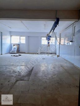 İkitelli Organize Sanayi De Satılık 320 M2 Müstakil İşyeri