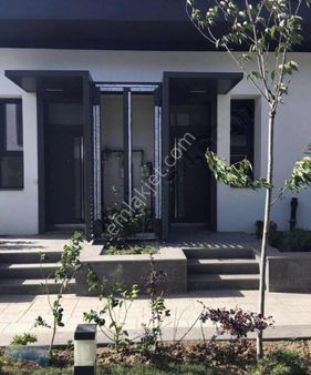 Terace Hayatta Satılık Tripleks