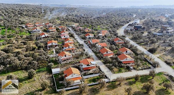 1802 Gayrimenkul'den Aliağa Şakranda 5+2 Villa