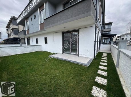 Müstakil Bahçeli,seyır Teraslı Lüks Villa