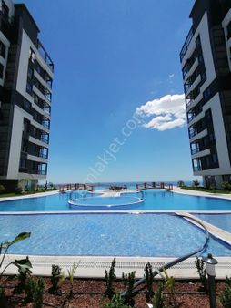 Antalya 'nın En Prestijli Sitesinde Full Manzaralı Arakat 3+1