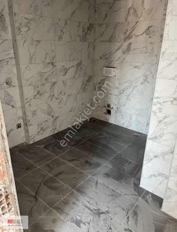 İzmit Merkeze 500 Metre Tramvaya 2 Dk Cadde Üzeri Konut+ticari