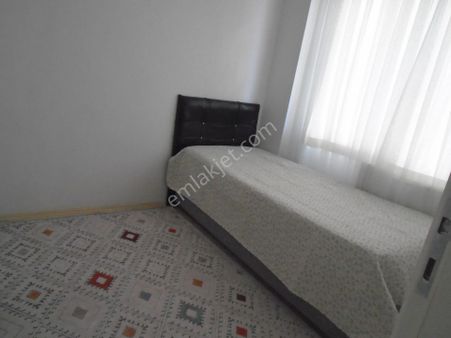 Zeytinköy Mah.'nde 1+1,eşyalı,zemin Kat Apart