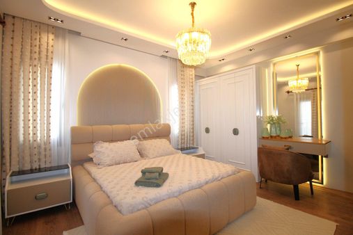 Retro’dan Yaşar Doğu Caddesi Üzerinde Konsept Lüks 4+1