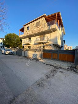 Remax Target'den Torbalı Ayrancılarda Asansörlü Satılık Villa