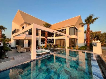 Didim’de Satılık Ultra Lüx Villa