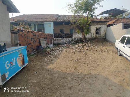 Turgutlu Satılık Çıkrıkçı Mah 206m2 İçinde Arsa Payı İçinde Eski Avlulu Müstakil Ev