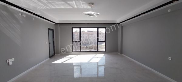 Tepebaşı Zincirlikuyuda Çevre Yolu Yakını Sıfır 3+1 Lüks Daire