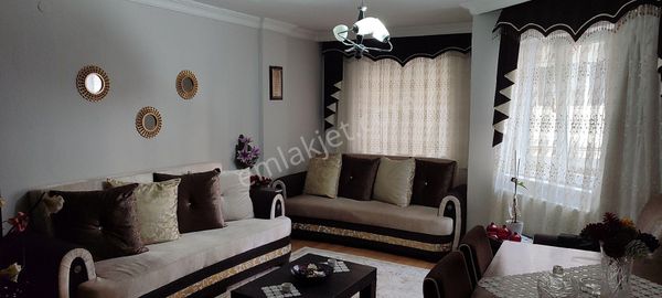 Bilginoğlu Emlak'tan Yarhasanlar Mahallesinde Satılık 3+1 Ara Kat