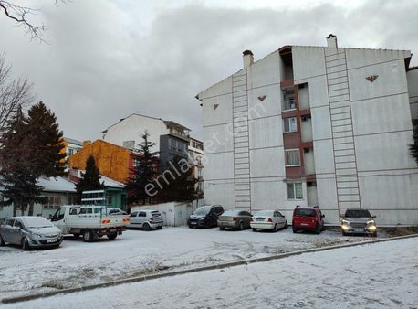 Asel'den Fatih Kalbinde Konut+ticari 580m2 Arsa(478 M2 Hisse Sat