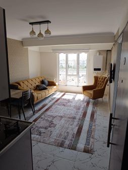 Realite Tapu Mehmet Yürük'ten Satılık 1+1 Sırrın'da Full Eşyalı Kat Seçeneği Mevcut