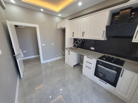 Delux'den Atatürk Mah.'de Merkezi Konumda Önü Açık Sıfır Lux 2+1