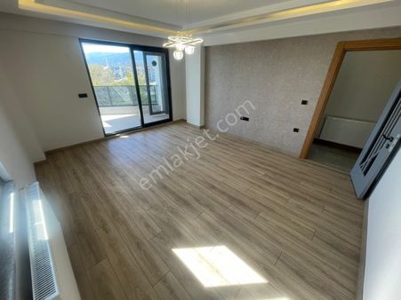 Sabri Pınarbaşı'dan İkizçay'da Satılık Sıfır Çay Manzaralı Dubleks Daire