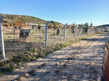 Evrensekide .20/60imarlı Arsa Yüksek Konumdadır.