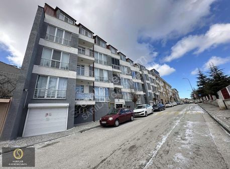 Sarılar Gm'den Emek Mah 2+1 100m2 Arakat Satılık Daire