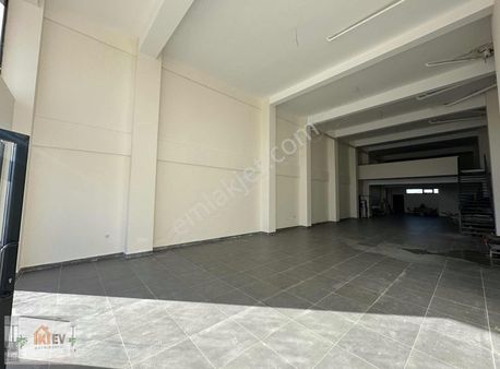 İkiev'den Fıstıklık-b.beyi'nde Muhteşem Konumda Satılık Dükkan