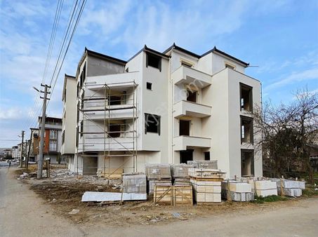 Satılık Eğimsiz Çatı Dubleks 3+1 Daire