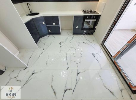 Bölgenin En Gözde Yerinde, Sıfır 2+1