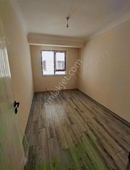 Yenikent 29 Ekim Mah. Ebeveyn Banyolu Sıfır 3+1 Arakat Daire