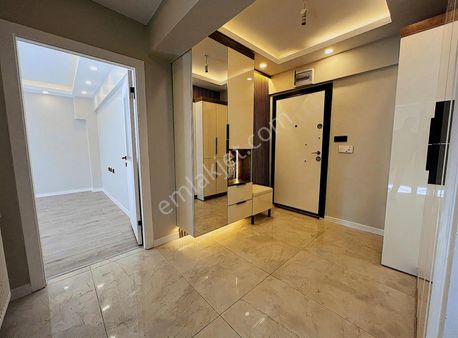 Yavuz Emlak'tan Full Yapılı Ebeveyn Banyolu 1. Kat 3+1 Daire