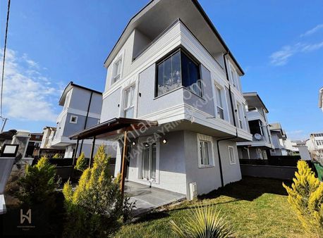 ▃▅▇han İnşaat▇▅▃ Müstakil ,iskanlı Eşyalı Verandalı Havuza Uygun