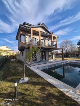 Sesiz Doğal İçinde Satılık Villa!türk Vatandaşlığna Uygun!