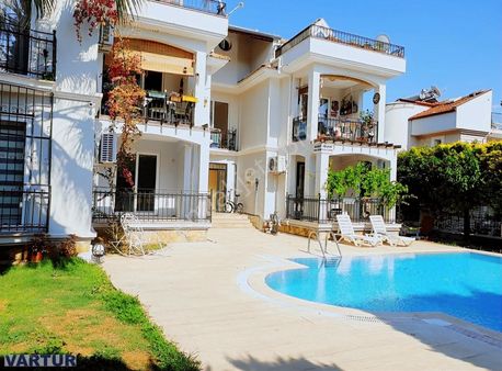 Fethiye Devlet Hastanesi Ve Adliye Binasına Yakın Daire