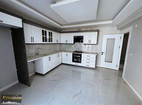 A Plus Gayrimenkulden Merkezi Konumda 4+1 Satılık Lüks Daire