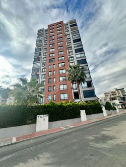 Mezitli Akdeniz Mahallesinde Lüks 3+1 Havuzlu Satılık Daire