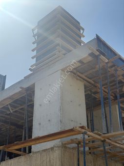 Gülbaran Yolunda Temel Den Satılık 3+1 2+1 Da