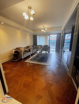 Acil Çiğdem Emlaktan Büyükyalı Ön Blokta Satılık 2+1 Daıre