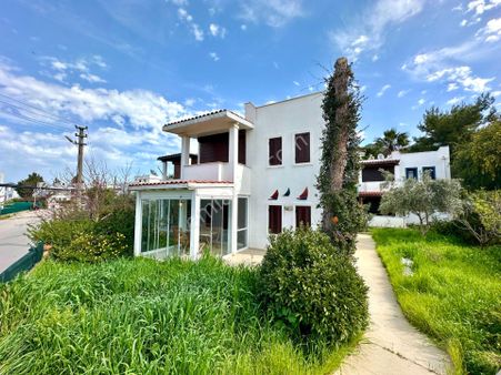 Turgutreis Marinada Sahile 50 Metre Mesafede Müstakil Villa