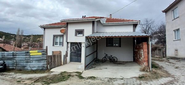 Beklemeyealındı Bilecik Bozüyük Akpınar,da Satılık Köy Evi