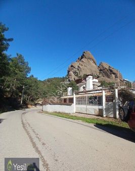 Kuzderede 1000 M2 Arsa İçerisinde 2 Ayrı Satılık Müstakil Ev