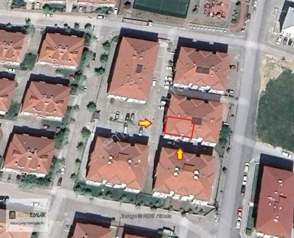 Bolu Sağlık Mah. Kaya Park Evleri Sit. Ara Kat 3+1 Satılık Daire