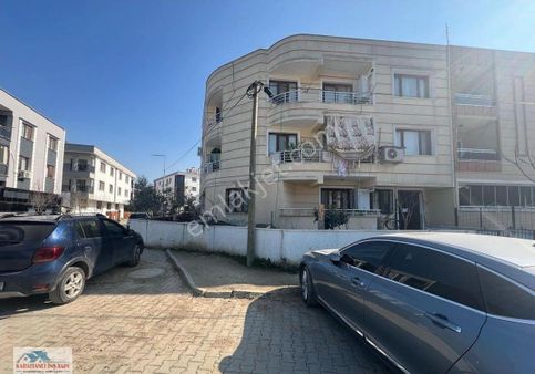 Yunusemre Muradiyede Satılık 2+1//90m28yaşında Zemin Daire