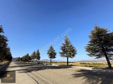 Yeltenmah.-2adet-imarlıparsel-anayol-mevkii-500m²-satılık-arsa