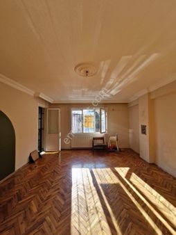 Adress'ten Cennet Mah. Satılık Turgut Reis Cd. Ön Cephe 130 M2 3+1 Daire