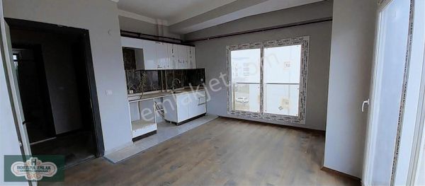 İzmir Torbalı Da 1+1 Arakat Sıfır Daire Satılık